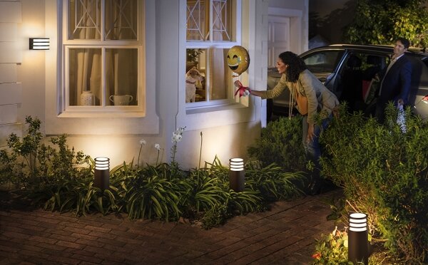 Philips 17403/93/P0 - LED Stmievateľná lampa Hue LUCCA 1xE27/9,5W/230V IP44