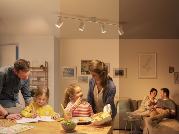 Philips 50664/14/P0 - LED Bodové svietidlo BYRE 4xLED/4,3W/230V 2200/2500/2700K