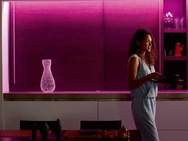 Základná sada - LED RGBW Stmievateľný pásik Philips Hue WACA 2m LED/20W/230V