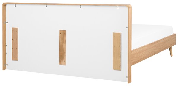 Posteľ svetlé drevo biela MDF 180 x 200 cm lamelový rošt s čelom moderný škandinávsky štýl spálňa