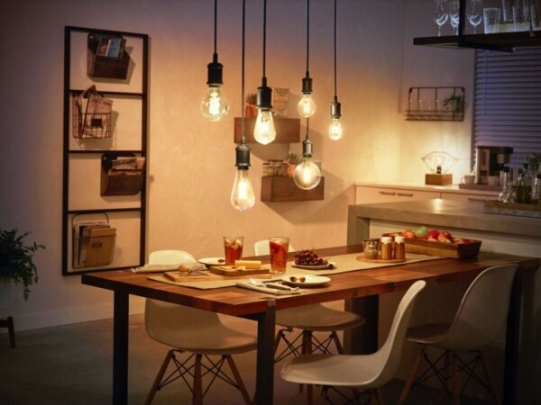 LED Stmievateľná žiarovka Philips Hue WHITE FILAMENT G125 E27/7W/230V 2100K