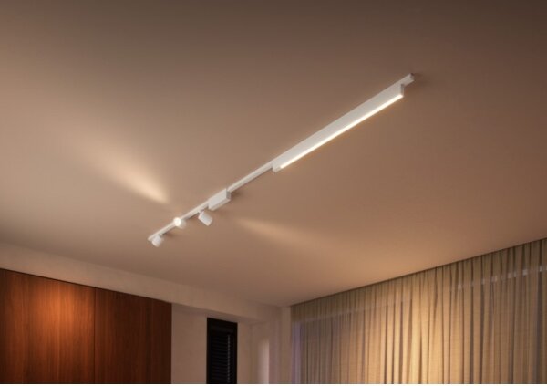Philips-SADA 4xLED RGB Stmievateľné svietidlo do lištového systému Hue LED RGB/44,6W/230V