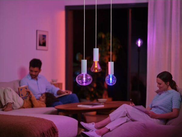 LED RGBW Stmievateľná žiarovka Philips Hue White And Color Ambiance E27/6,8W/230V