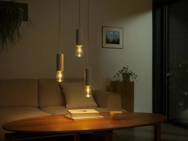 LED RGBW Stmievateľná žiarovka Philips Hue White And Color Ambiance E27/6,8W/230V