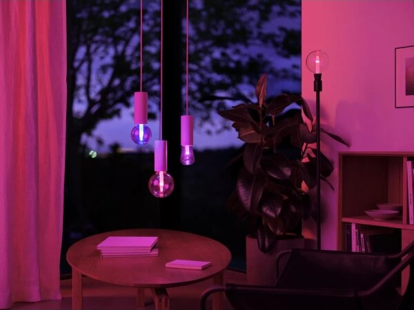 LED RGBW Stmievateľná žiarovka Philips Hue White And Color Ambiance E27/6,8W/230V
