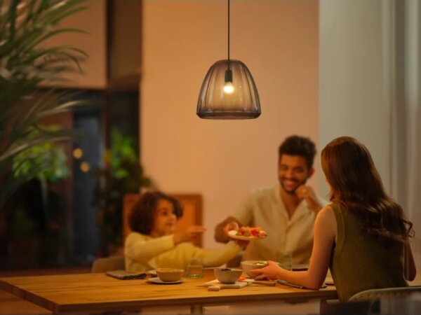 SADA 2x LED Stmievateľná žiarovka Philips Hue WHITE AMBIANCE P45 E14/5,1W/230V