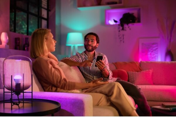 SADA 2x LED RGBW Stmievateľná žiarovka Philips Hue WACA P45 E14/5,1W/230V