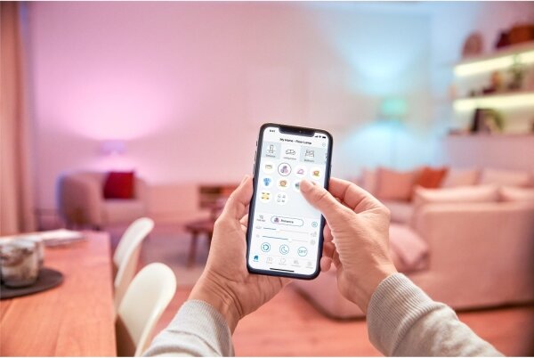 WiZ - LED RGBW Stmievateľná stolná lampa HERO LED/9W/230V 2200-6500K Wi-Fi