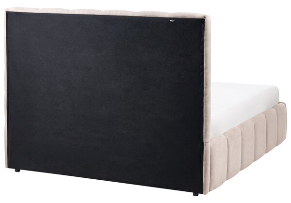 Posteľ s úložným priestorom sivobéžová látkové čalúnenie 140 x 200 cm vertikálne prešívanie zdvíhací rám vysoké čelo moderný štýl spálňa