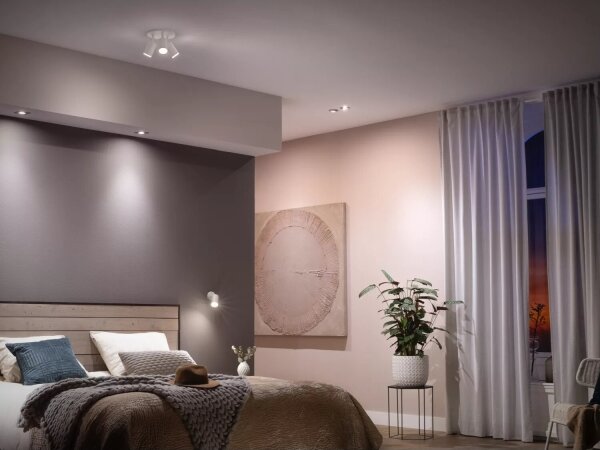 SADA 3x LED Stmievateľná žiarovka Philips Hue WHITE AMB. GU10/4,2W/230V 2200-6500K