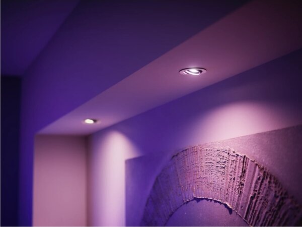 Základná sada Philips Hue WACA 3xGU10/4,2W/230V 2000-6500K+ zariadenie na prepojenie