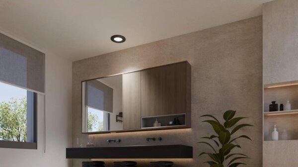 Philips - LED RGBW Stmievateľné kúpeľňové svietidlo Hue SLIM LED/12W/230V IP44
