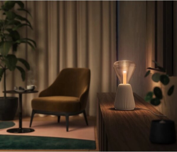 LED RGBW Stmievateľná žiarovka Philips Hue White And Color Ambiance E27/6,8W/230V
