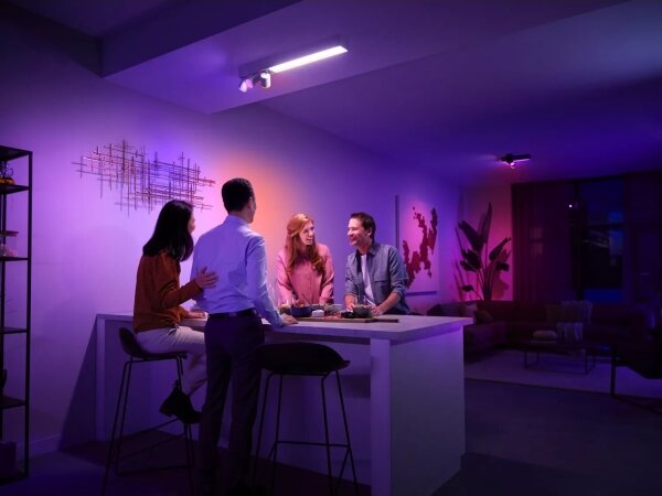 Philips-LED RGBW Stmievateľné bodové svietidlo Hue CENTRIS 3xGU10/4,2W + LED/11W