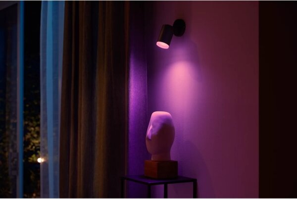 Philips - LED RGBW Stmievateľné bodové svietidlo Hue FUGATO 1xGU10/4,2W/230V čierna