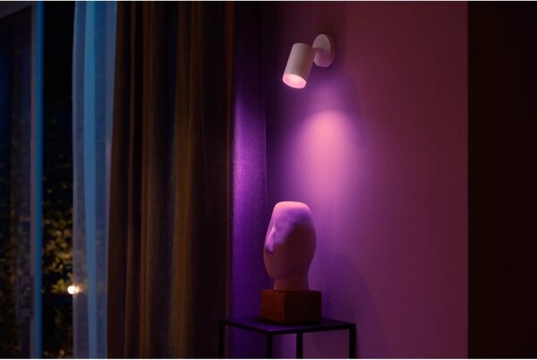 Philips - LED RGBW Stmievateľné bodové svietidlo Hue FUGATO 1xGU10/4,2W/230V biela