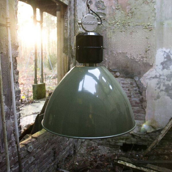 Steinhauer Olive Green závesná lampa Frisk, industriálna, Zelená, Obývacia izba / jedáleň, kov, Industriálny dizajn, Závesné svietidlo