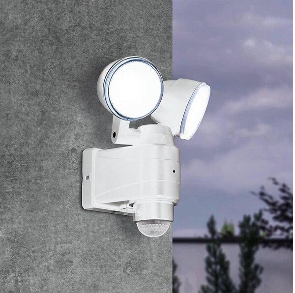 Eglo 98194 - LED vonkajšie svietidlo so senzorom CASABAS 2xLED/4W/4xLR14 IP44