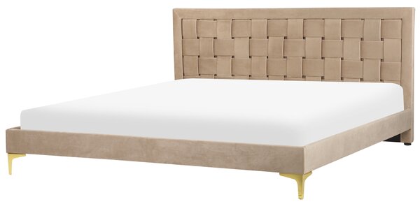 Rám postele 180 x 200 cm sivobéžové zamatové čalúnenie s čelom zlaté nohy spálňa moderný glamour štýl