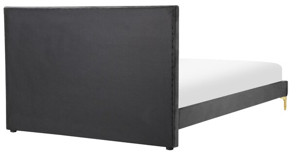 Rám postele 140 x 200 cm čierne zamatové čalúnenie s čelom zlaté nohy spálňa moderný glamour štýl