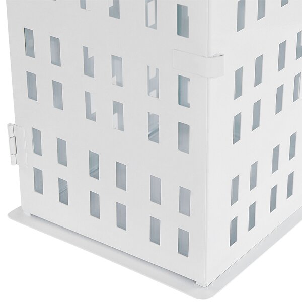 Lampáš biely kovový 40 cm svietnik v tvare domčeka klasický minimalistický dizajn dekoratívny doplnok
