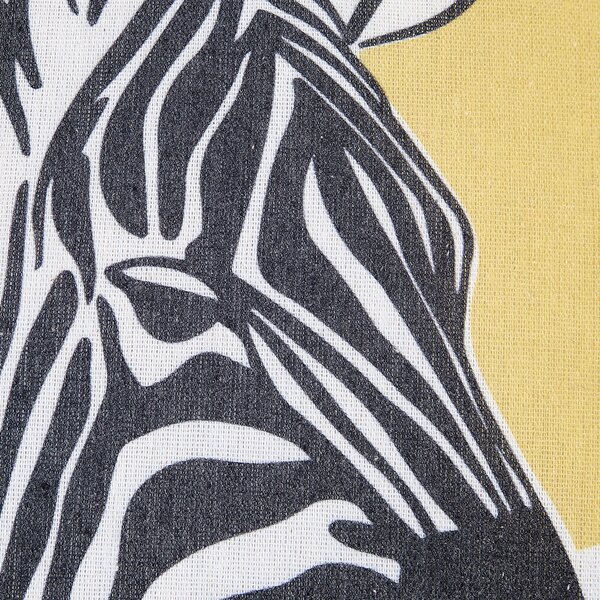 Sada 2 dekoratívnych vankúšov žltá 45 x 45 cm zvierací vzor motív zebry dekorácie moderný štýl safari štýl