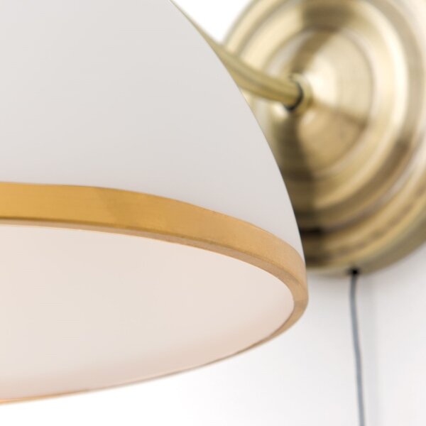 Orion WA 2-1371/1 - Nástenná lampa OLD LAMP 1xE27/40W/230V biela/mosadz