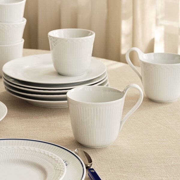 Porcelánový hrnček White Fluted 330 ml