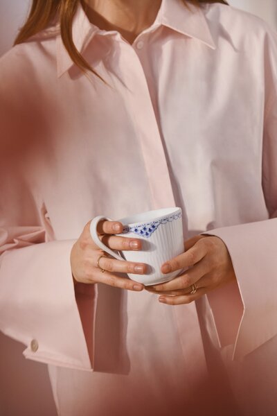 Porcelánový hrnček s uškom Princess 330 ml