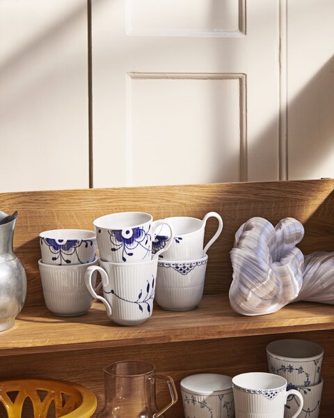 Porcelánový hrnček Blue Fluted Mega 330 ml