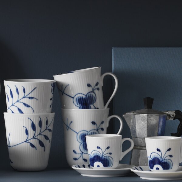 Porcelánový termohrnček Blue Fluted Mega 390 ml