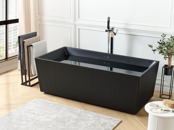 Obdĺžniková voľne stojaca vaňa matná čierna akrylátová 170 x 80 cm drážkovaná povrchová úprava moderný štýl kúpeľňa