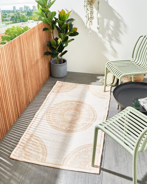 Koberec béžová syntetický materiál 80 x 150 cm izbový vonkajší s orientálnym vzorom moderný balkón a terasa