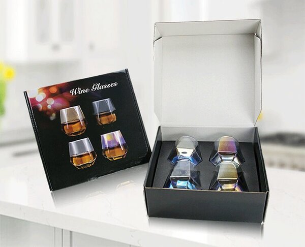 Sada 4 diamantových pohárov na whisky 325 ml – darčekové balenie