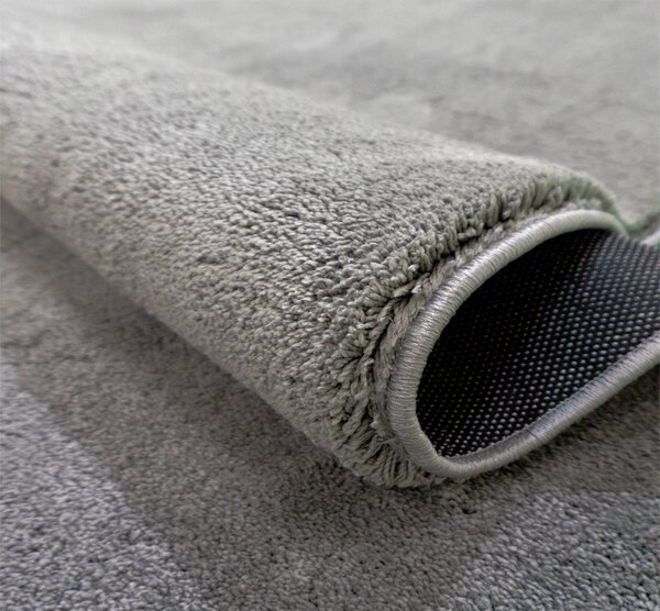 Koberec Oslo 7000 Grey – sivý shaggy s vysokým vlasom Rozmer: 60x100 cm