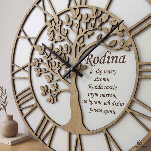 Drevené nástenné hodiny Strom života – Rodina Vyberte si rozmer výrobku:: 33x33, Vybrať dekor:: Čierna