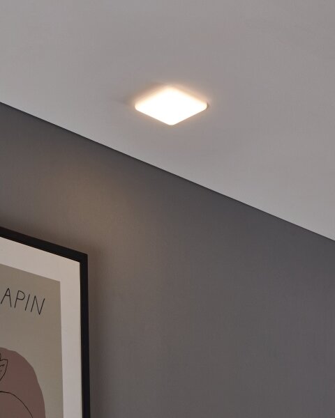 Eglo 900967 - LED Kúpeľňové podhľadové svietidlo RAPITA 5,5W/230V 10x10 cm IP65