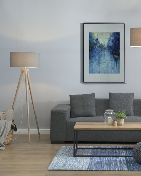 Stojaca lampa sivá svetlé drevo 140 cm statívový podstavec látkové tienidlo moderný štýl obývačka spálňa