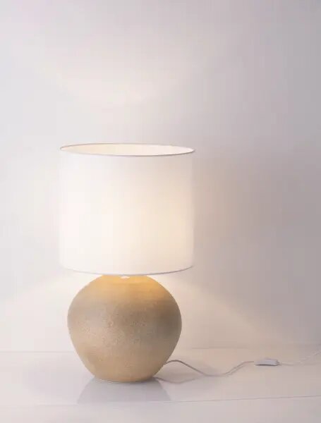 Dizajnová stolová lampa Mizu A – Smotanová
