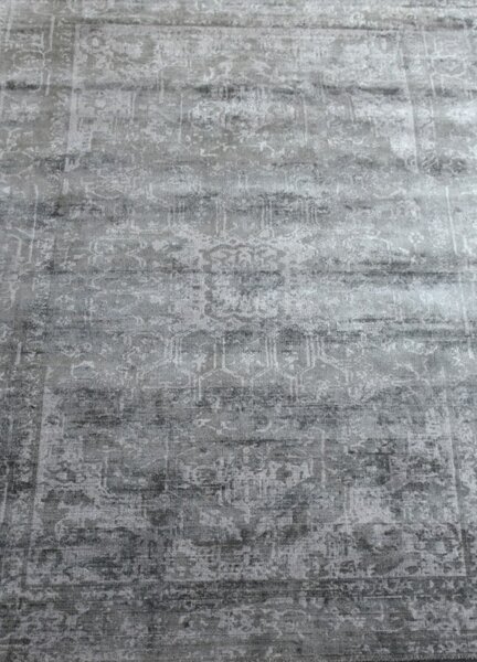 Koberec FALDON 120 x 180 cm z tkanej viskózy