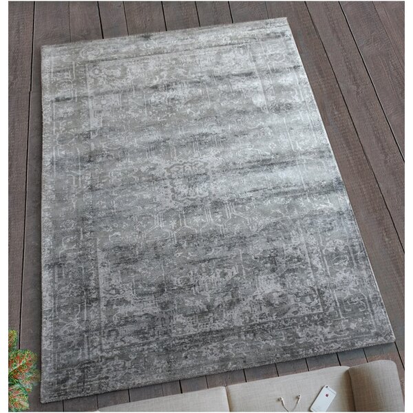 Koberec FALDON 120 x 180 cm z tkanej viskózy