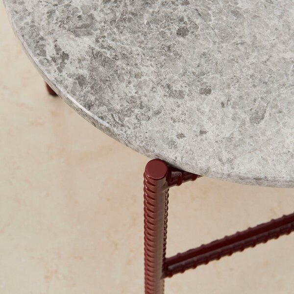 Odkladací stolík Rebar, Ø45x40, Red + Grey Marble – HAY
