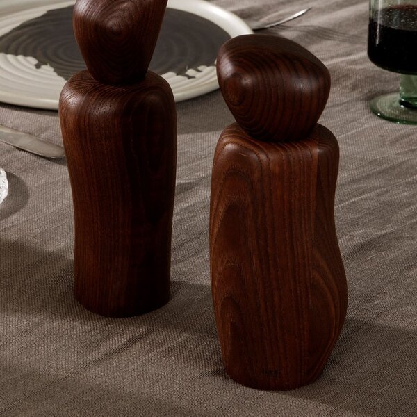 Drevený mlynček s keramickým strojčekom Pebble Dark Brown