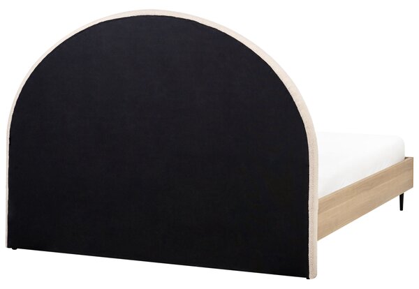 Posteľ béžová buklé svetlé drevo 160 x 200 cm čalúnené čelo MDF rám kovové nohy lamelový rošt moderný štýl spálňa