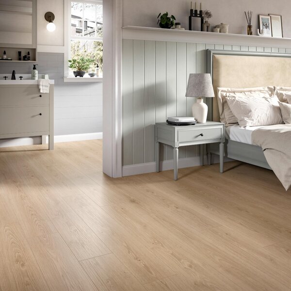 EGGER NatureSense Aqua 8/32 Classic Dub Treviso hnedý SOL2183 2,00 m²
