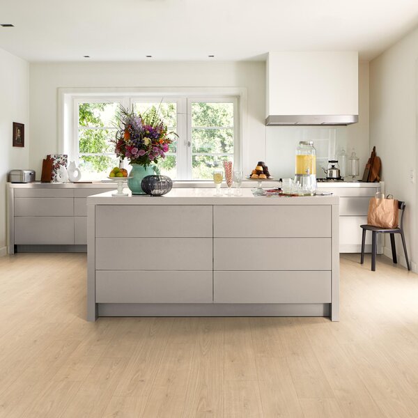 Egger AquaDura+ Classic Dub Berdal svetlohnedý SOL185 2,00 m²