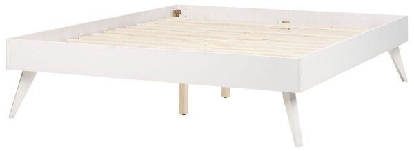 Posteľ biela MDF 140 x 200 cm lamelový rošt bez čela škandinávsky moderný štýl spálňa
