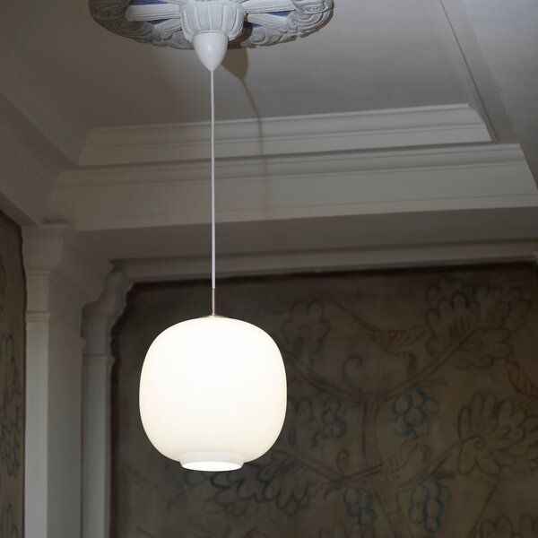 Závesná lampa VL 45 Radiohus, 175, Brass / White Opal – Louis Poulsen