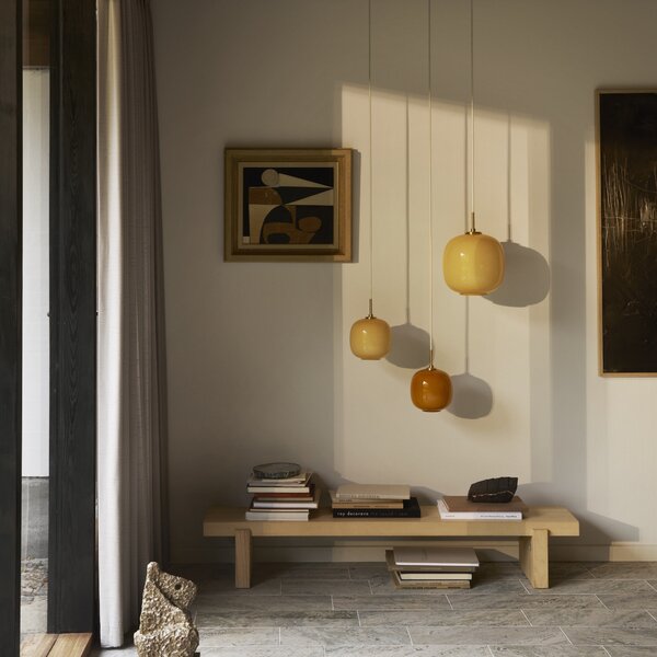 Závesná lampa VL 45 Radiohus, 175, Brass / White Opal – Louis Poulsen