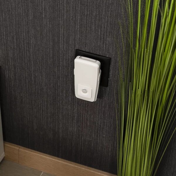 Osram - LED orientačné svietidlo do zásuvky so senzorom LUNETTA LED/2W/230V